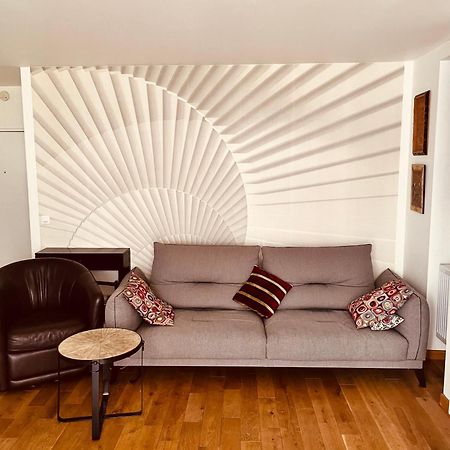 Appartamento Jolie 2 Pieces Avec Balcon Paris 15 Eme Esterno foto