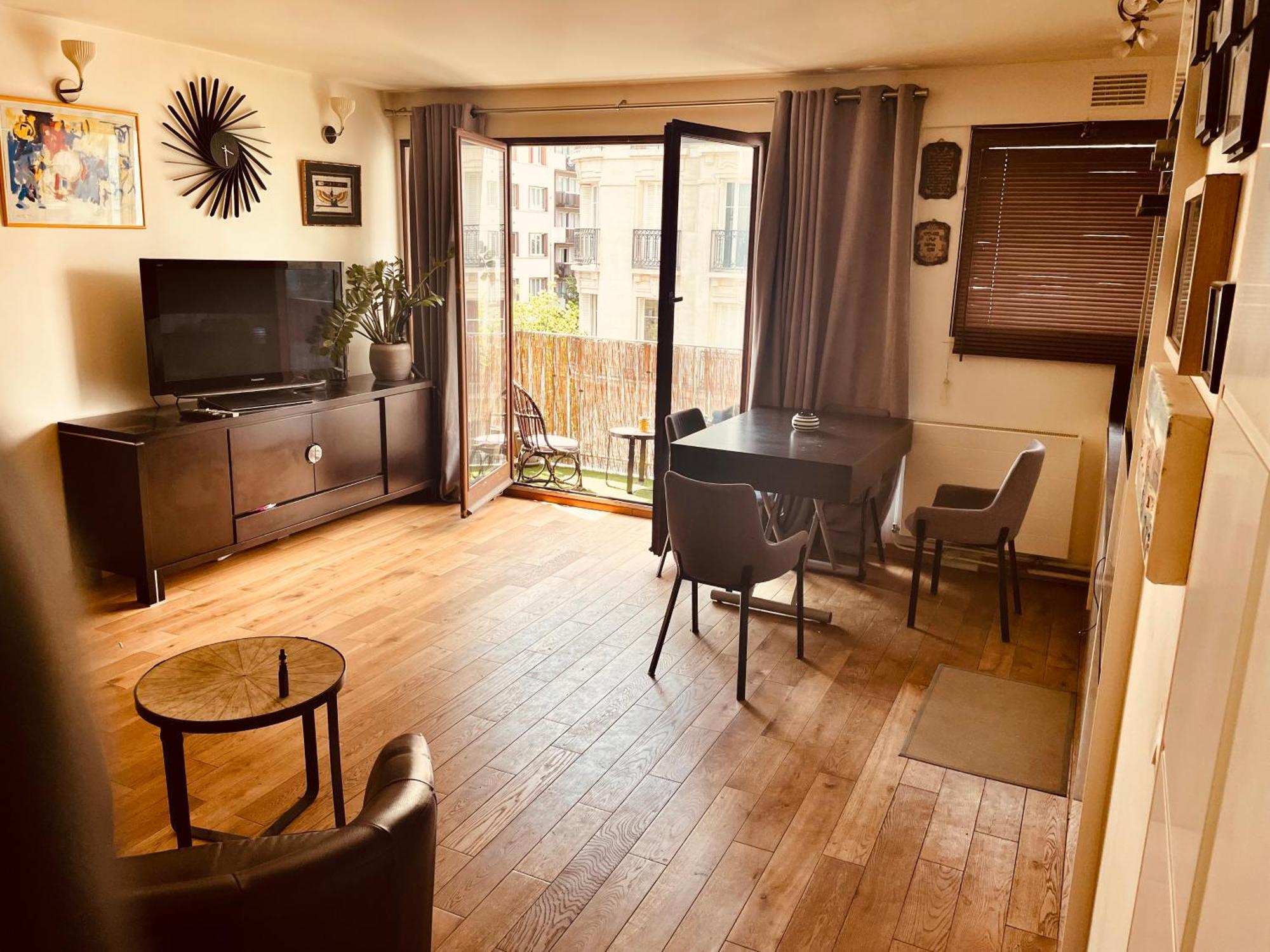 Appartamento Jolie 2 Pieces Avec Balcon Paris 15 Eme Esterno foto