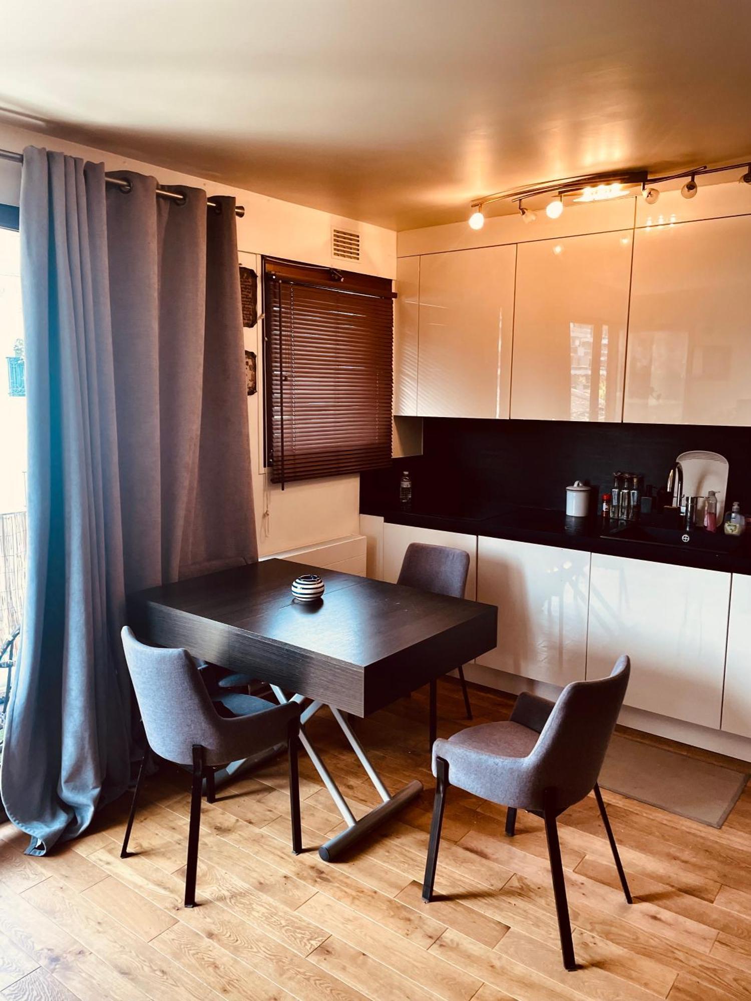 Appartamento Jolie 2 Pieces Avec Balcon Paris 15 Eme Esterno foto