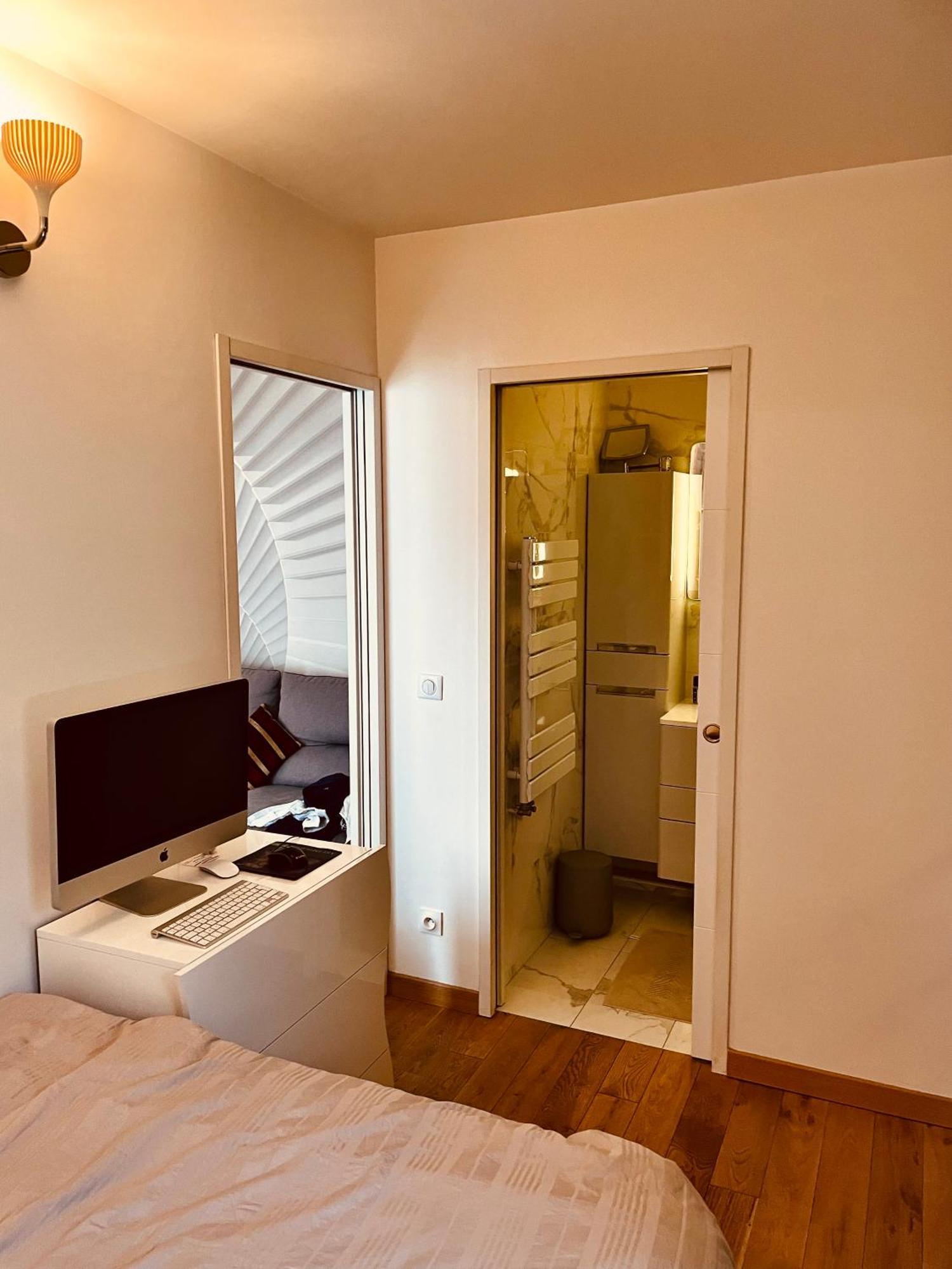 Appartamento Jolie 2 Pieces Avec Balcon Paris 15 Eme Esterno foto